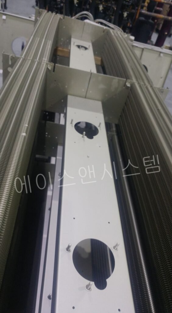  내부 프레임까지 부식 방지 처리가 완료된 증발기 분해 조립 내부 구조